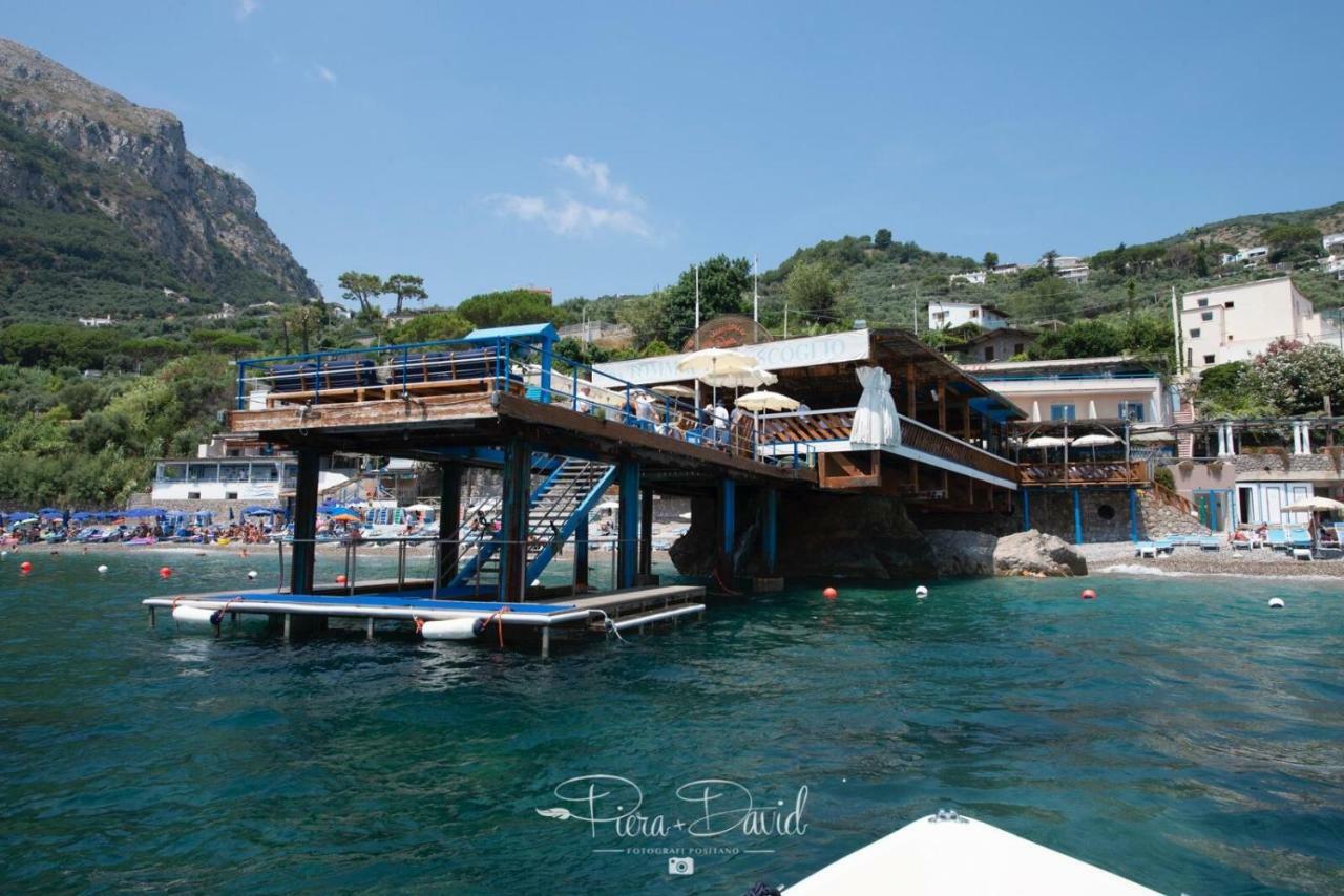 Lo Scoglio Hotel Marina del Cantone Exterior photo